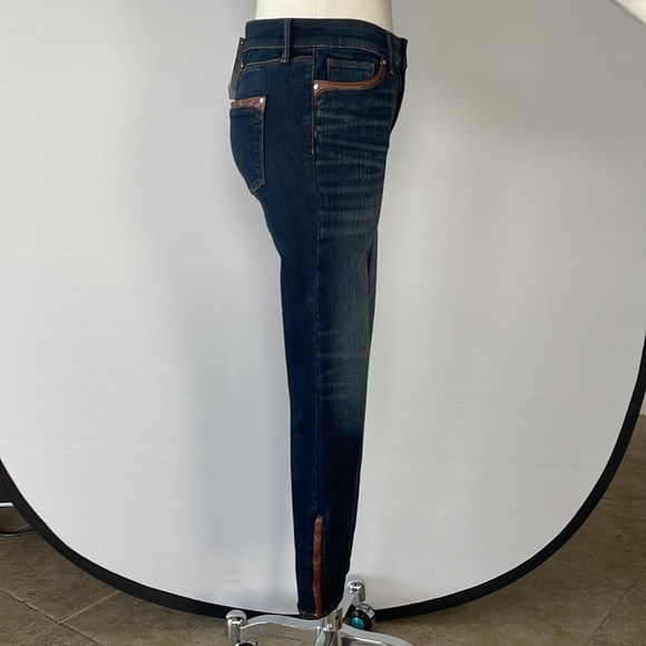 NWT WHBM Mid Rise Skinny Ankle Jeans 2R - Picture 11 of 16